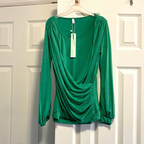 dress fo Tops - NWT Long Sleeve Round Collar Marled T Shirt